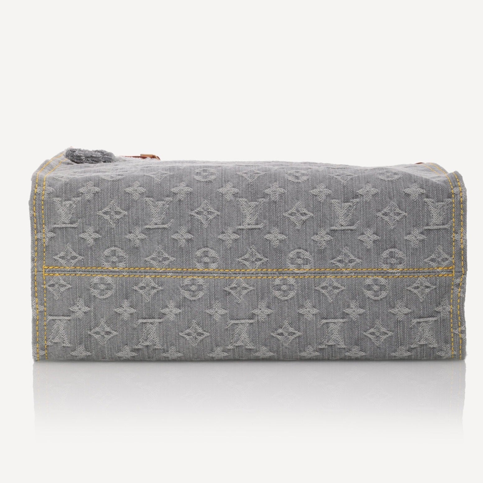 Louis Vuitton Monogram Denim OnTheGo MM Shoulder Bag – Trianon Grey