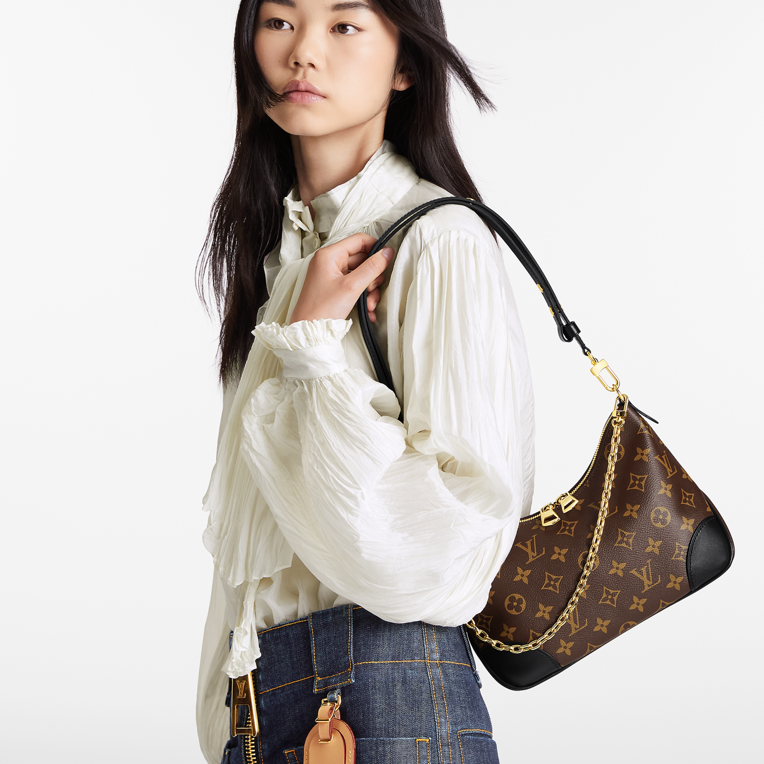 Louis Vuitton Boulogne NM Shoulder Bag - Black