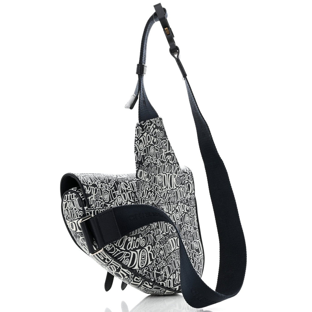 Dior x SHAWN STUSSY Grained Calfskin Saddle Bag - Navy Blue