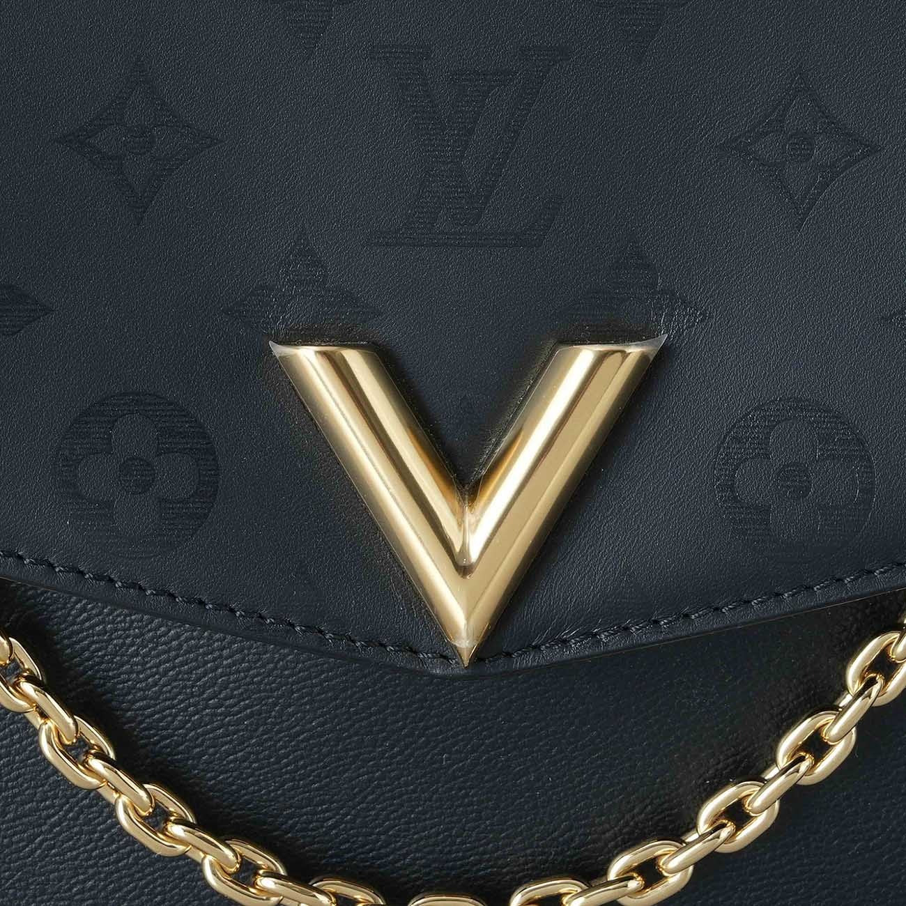 Louis Vuitton Calfskin Monogram Very Messenger Handbag - Black