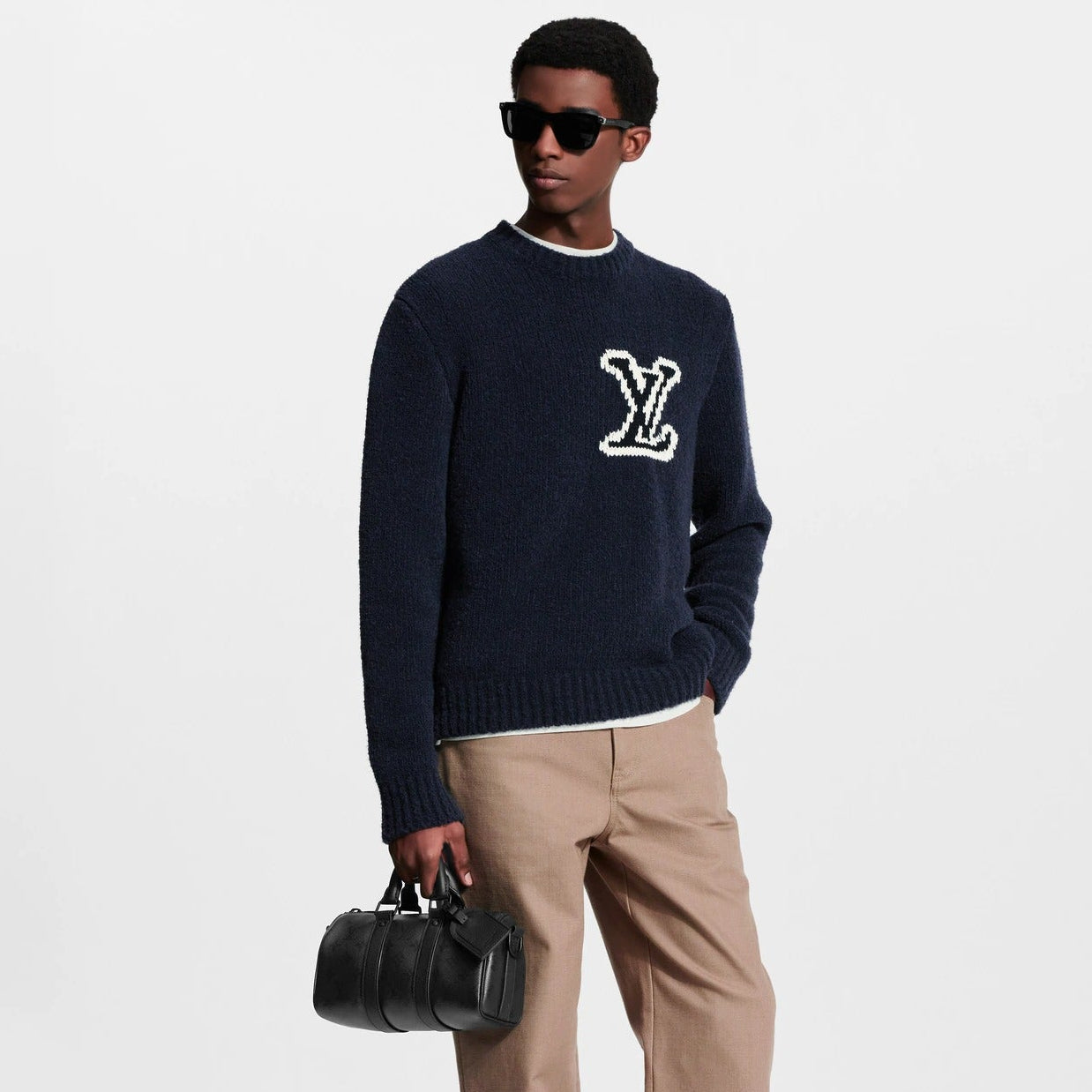 Louis Vuitton Monogram Midnight Canvas Keepall Bandoulière 25 Duffle Bag – Black